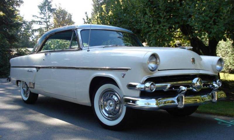 Ford Crestline Victoria Hardtop Coupe