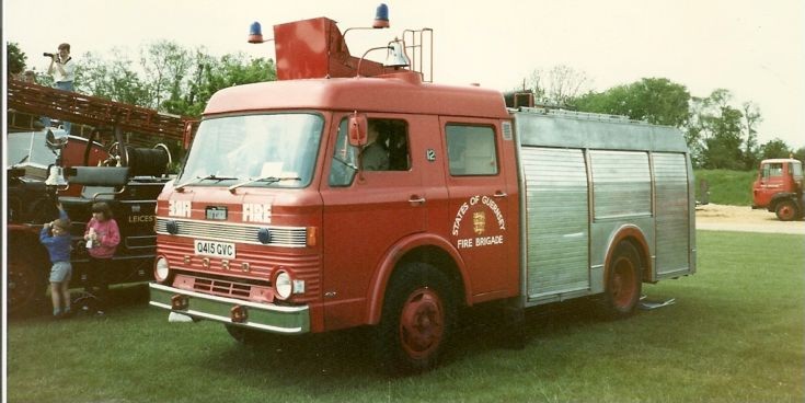 Ford D600