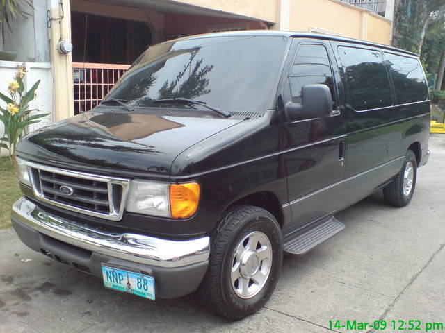 Ford E-150 Chateau