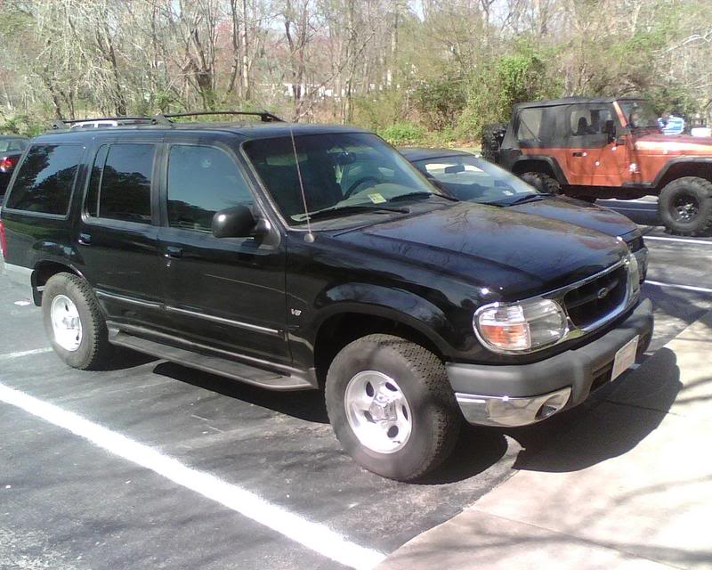 Ford Explorer XLT 40 AU