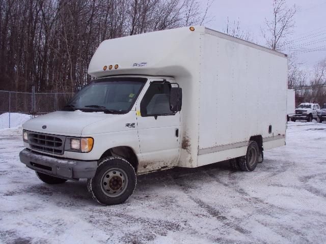 Ford F-350 Super Duty Van