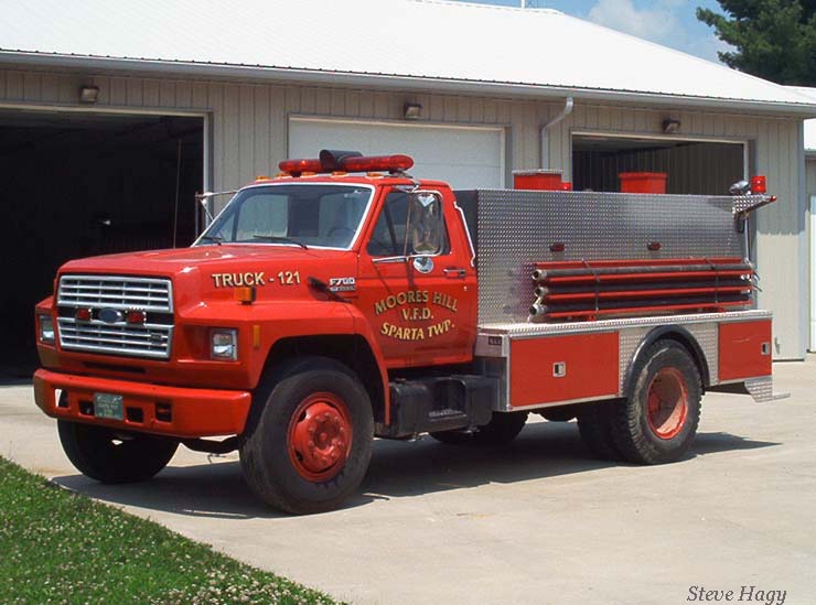 Ford F-750 Pierce pumper