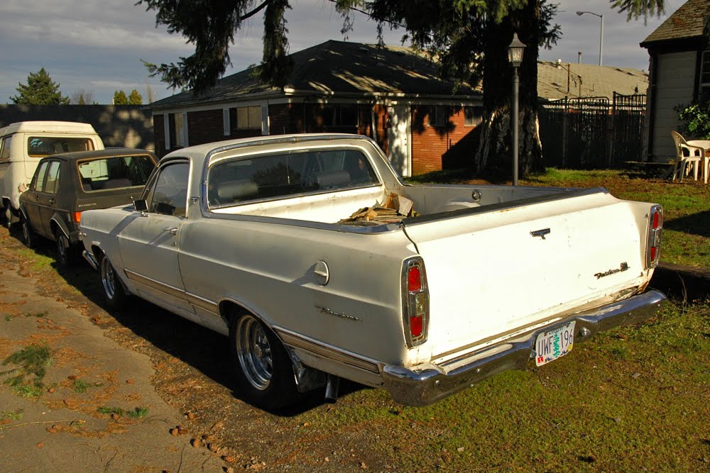 Ford Fairlane 2-Door Coupe
