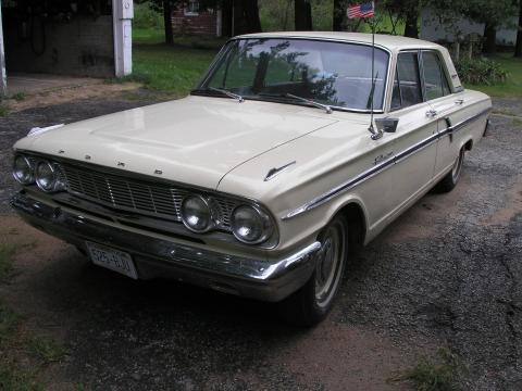 Ford Fairlane 500 Sedan