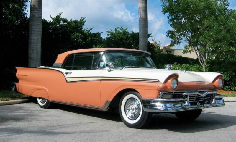 Ford Fairlane Retractable Hardtop