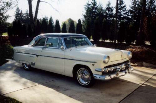 Ford Fairlane Victoria 2dr HT