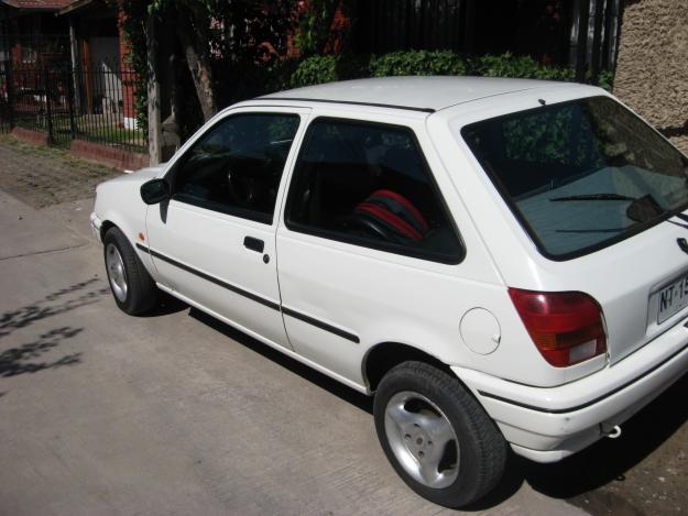  Ford Fiesta CLX imagen, opiniones, noticias, especificaciones, comprar coche