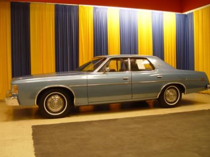 Ford Galaxie 4dr Town sedan