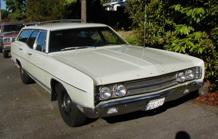 Ford Galaxie 500 Country Sedan wagon