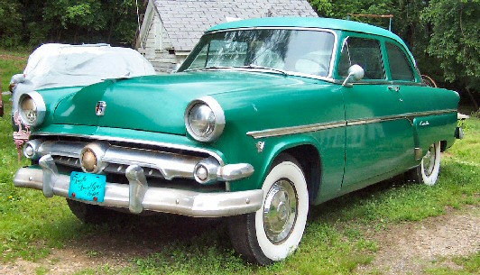 Ford Mainline 2-door sedan