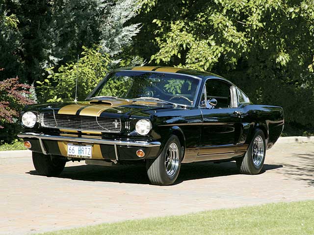 Ford MUSTANG GT350 Hertz