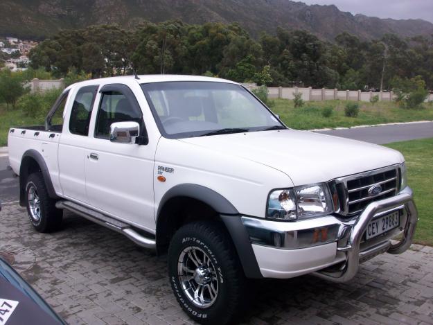 Ford Ranger XLT extra-cab