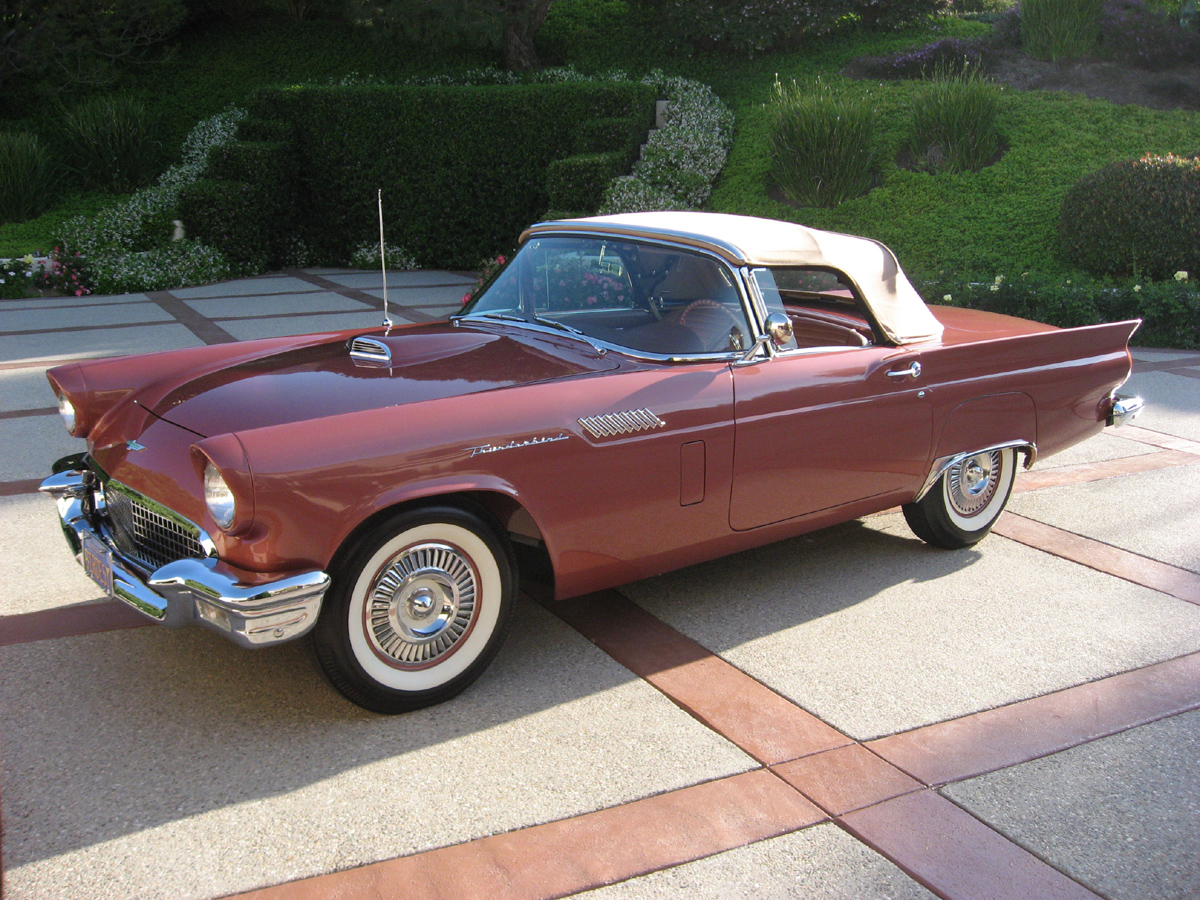 Ford Thunderbird