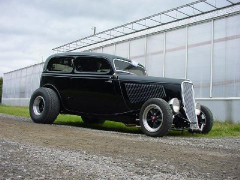 Ford V8 Custom Tudor Sedan