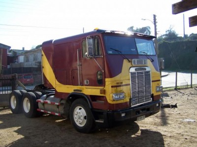 Freightliner 8674 T