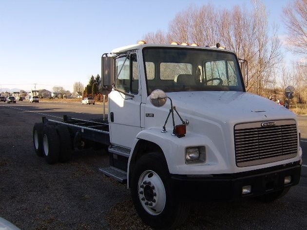 Freightliner FL80