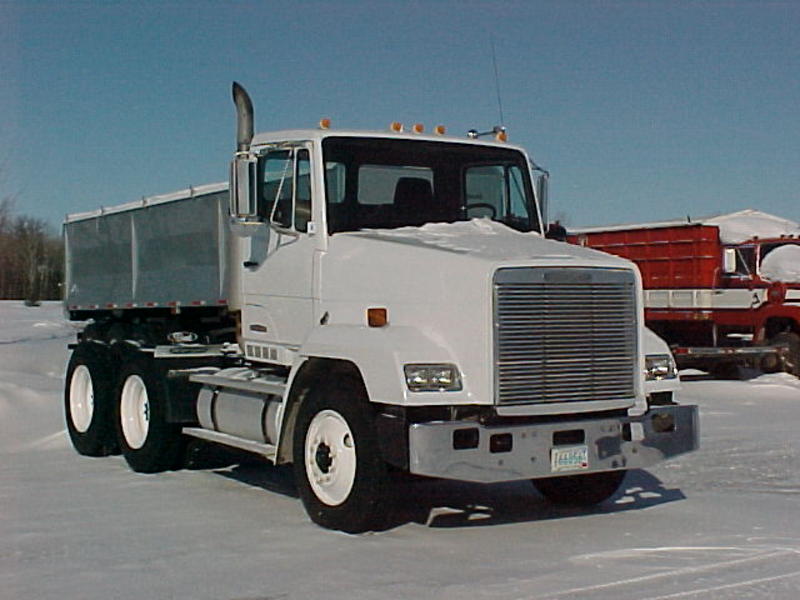 Freightliner FLC112