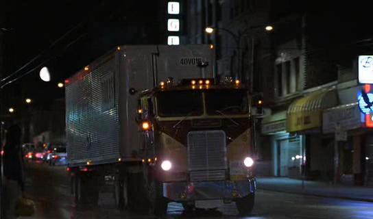 Freightliner FLT