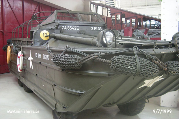 GMC DUKW 353