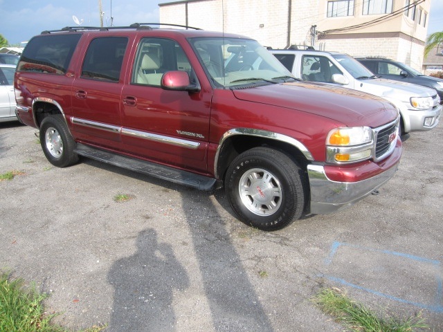 GMC Yukon XL SLE