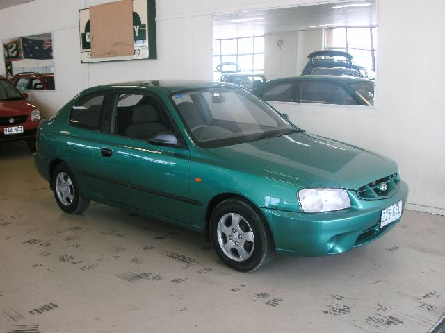 HYUNDAI Accent multi