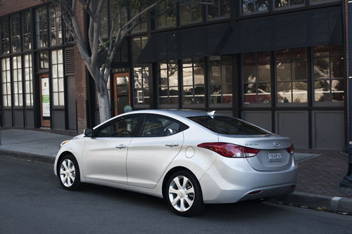 Hyundai Elantra 16 GLS Liftback