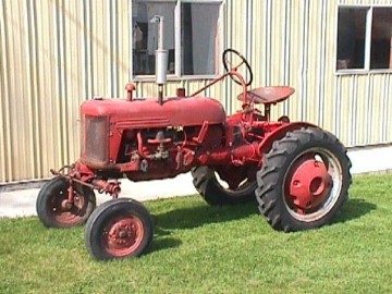 International Farmall Cub