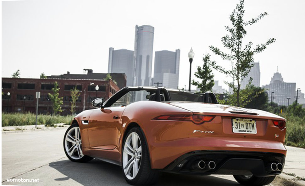 2014 Jaguar F-type V-8 S Roadster