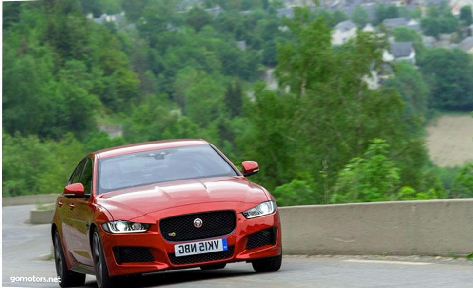 2017 Jaguar XE S