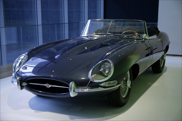 Jaguar E-Type 42 Roadster