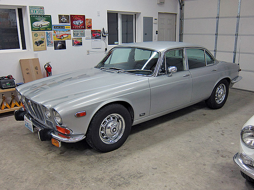 Jaguar XJ6 28