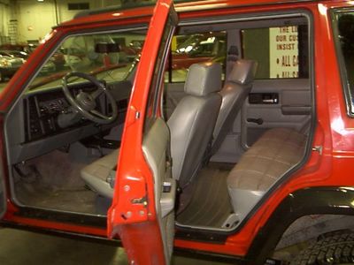 Jeep Cherokee 25 Sport