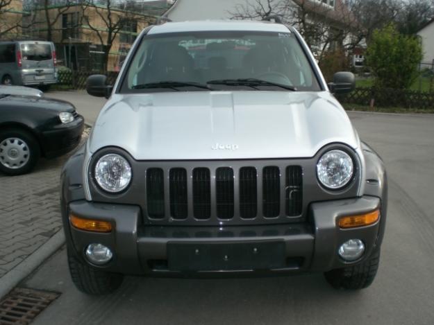 Jeep Cherokee 28 CRD