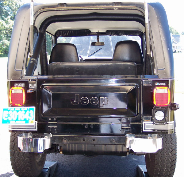 Jeep CJ-7 Laredo