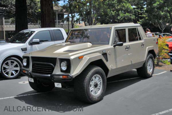 Lamborghini LM 002