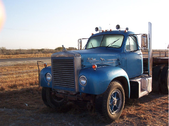 Mack B75