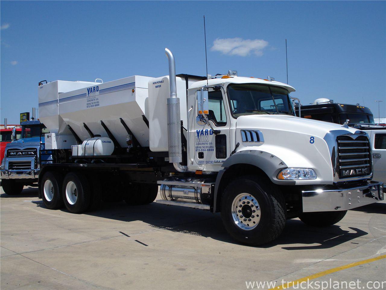 Mack GU803 Granite Axle-Back