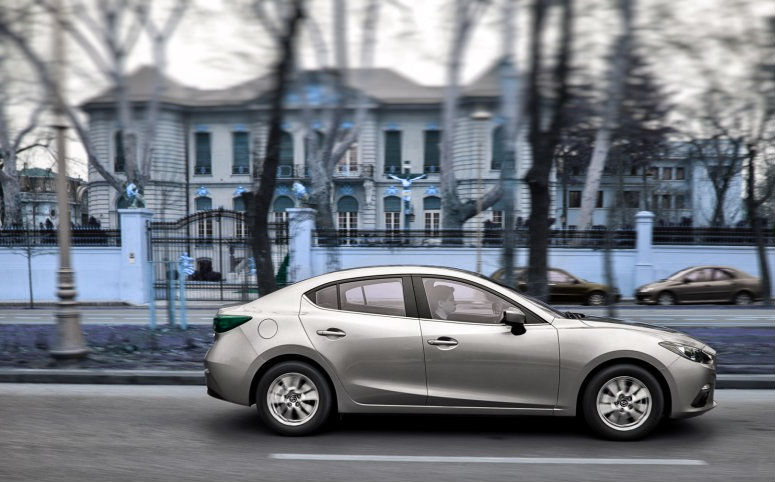 2014 MAZDA3 Sedan