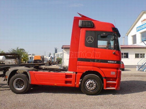 Mercedes-Benz Actros 1843