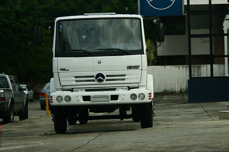 Mercedes-Benz 1315