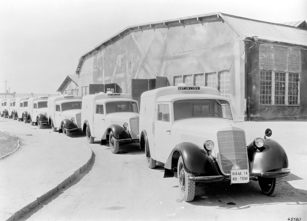 Mercedes-Benz 170S cab