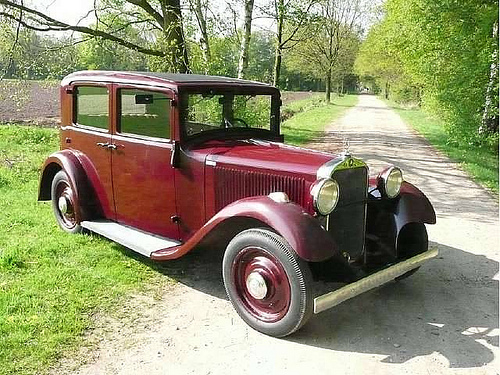 Mercedes-Benz 170S sedan