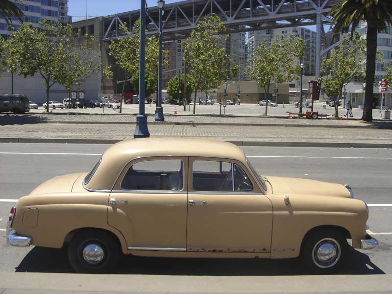 Mercedes-Benz 190B