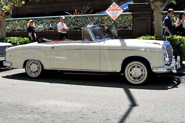 Mercedes-Benz 220 SE Automatic