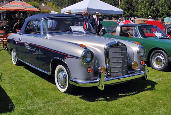 Mercedes-Benz 220SE