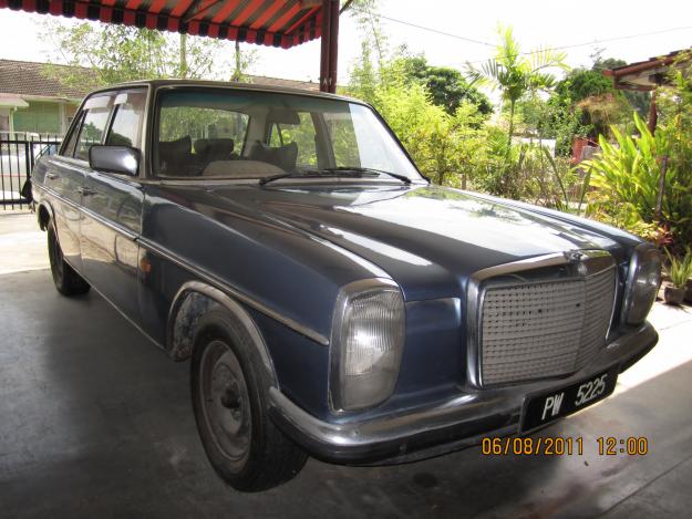 Mercedes-Benz 2306