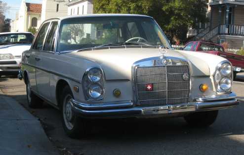 Mercedes-Benz 250 S Sedan