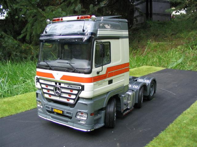 Mercedes-Benz 2541 Actros