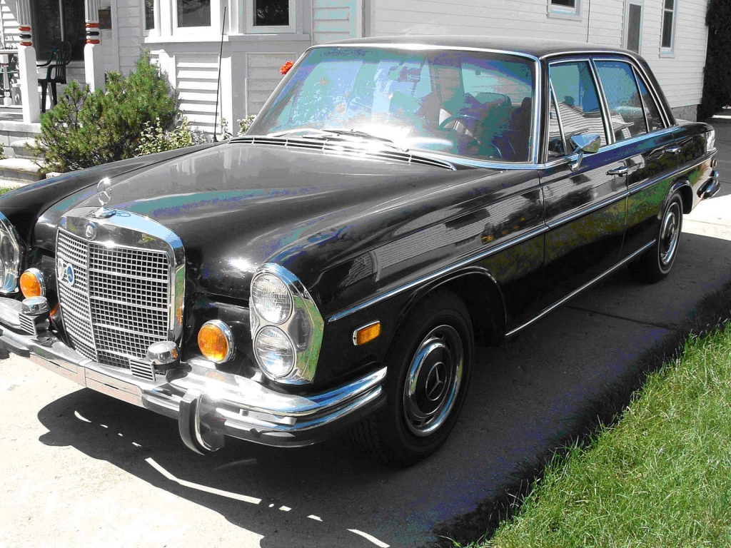 Mercedes-Benz 280 S Sedan