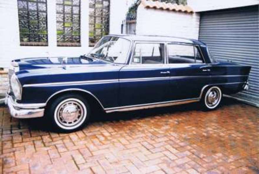 Mercedes-Benz 300 D Long Wheelbase